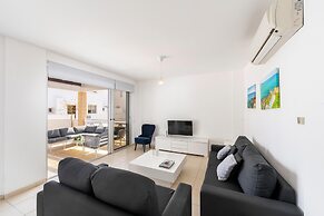 Protaras Sapphire Seaside Villa