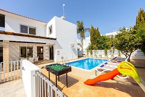 Protaras Sapphire Seaside Villa