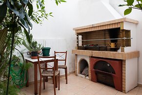 Psyri Neoclassical House w Yard