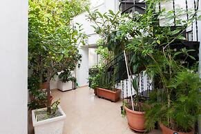 Psyri Neoclassical House w Yard