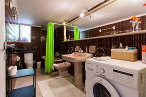 Lovely Apartment in Athens-psychiko Renovation May 2025