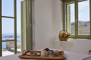 Spacious 6 Bdrm Stone Villa With Pool