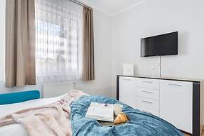 Family Apartment in Center With Four Separate Beds and Balcony