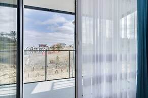 Family Apartment in Center With Four Separate Beds and Balcony