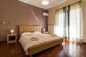 Amazing 2 Bdrm Sea View Holiday Apt