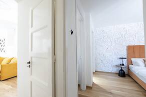 Paradise Suite With Jacuzzi Acropolis View