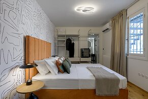 Paradise Suite With Jacuzzi Acropolis View