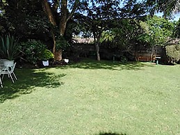 2 bed Guesthouse in Mabelreign - 2012