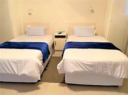 Twin Room in Hillside - 2087