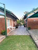 Twin Room in Hillside - 2087