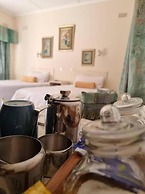 Twin Room in Hillside - 2087