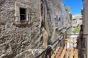 Katrina Studio 3 With Balcony