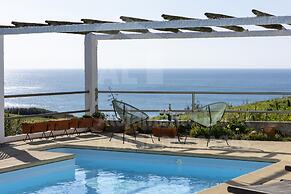 Villa Coxos by Acasadascasas