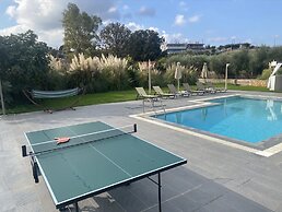 Villa Sfedami With Private Pool and Children Safet