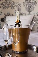 Villa Sfedami With Private Pool and Children Safet