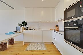 White Nature Apartment