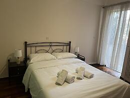 Retro at Pagrati in Athens