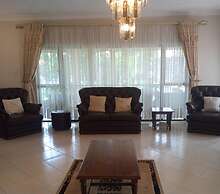 Guesthouse With Green Garden and Pool - 2102