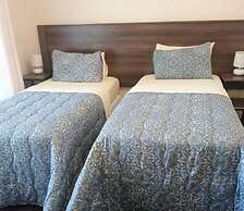 Guesthouse With Green Garden and Pool - 2102