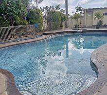 Guesthouse With Green Garden and Pool - 2102