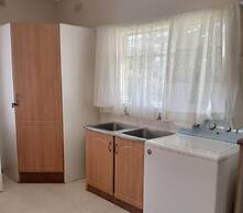 Guesthouse With Green Garden and Pool - 2102