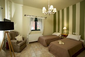 Luxury Villa Golden Crest With Private Swimming Pool