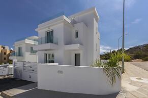 Protaras Villa Araella