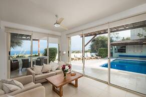 Protaras Artisan Seafront Villa 7