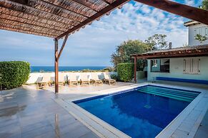 Protaras Artisan Seafront Villa 7