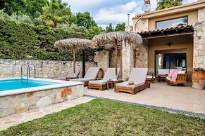 Palmrise Luxury Villas - Maistros Villa