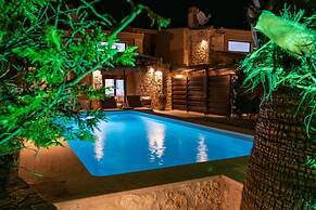 Palmrise Luxury Villas - Maistros Villa