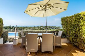 Albufeira Ocean View Townhouse by Ideal Homes