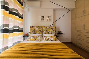 Athenian Stylish 2 Bdrm Apartment