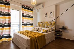 Athenian Stylish 2 Bdrm Apartment