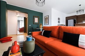 Athenian Stylish 2 Bdrm Apartment