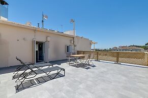 Downtown Cocoon With Roof Deck
