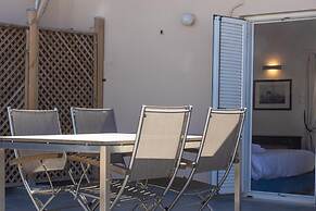 Downtown Cocoon With Roof Deck