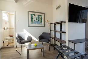 Downtown Cocoon With Roof Deck