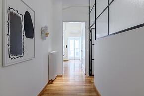 3bdr Modern Design Bright Interiors in Plaka