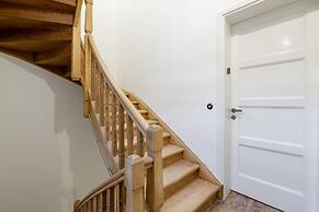 3bdr Modern Design Bright Interiors in Plaka