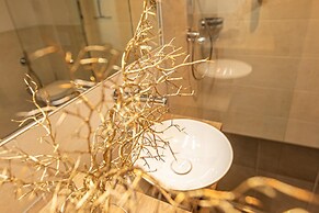 Tevini Boutique Suites - Apartment Water