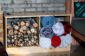 Rustic Luxury Farm Cabin Located in Hwedza - 2031