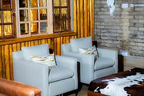 Rustic Luxury Farm Cabin Located in Hwedza - 2031