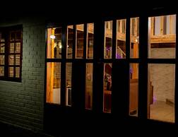 Rustic Luxury Farm Cabin Located in Hwedza - 2031