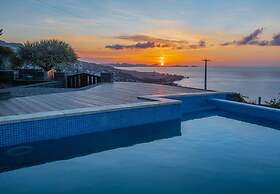 Villa Sunrise View by Homie