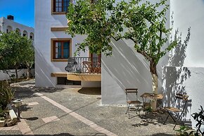 Eva Studios 11 in Agia Pelagia