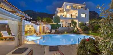 Villa Melissa by Estia