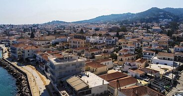 Thanos Luxury Apartment in Spetses
