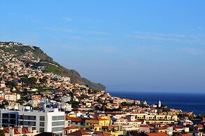 Funchal Window City Center by Homie