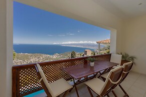 Vista Mare Villa by Estia